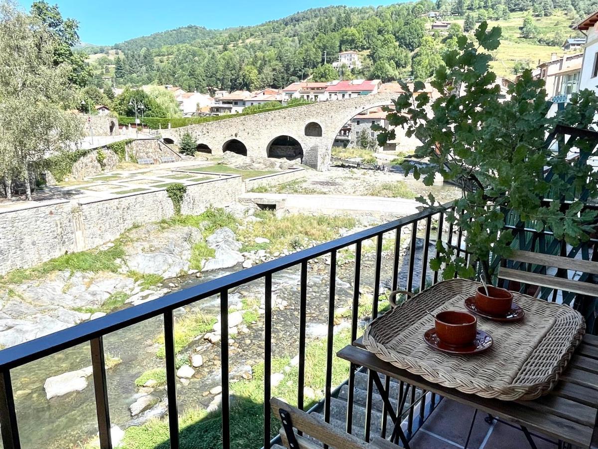 Apartamento Colgante Al Rio Con Vistas Al Puente Camprodon Exteriör bild