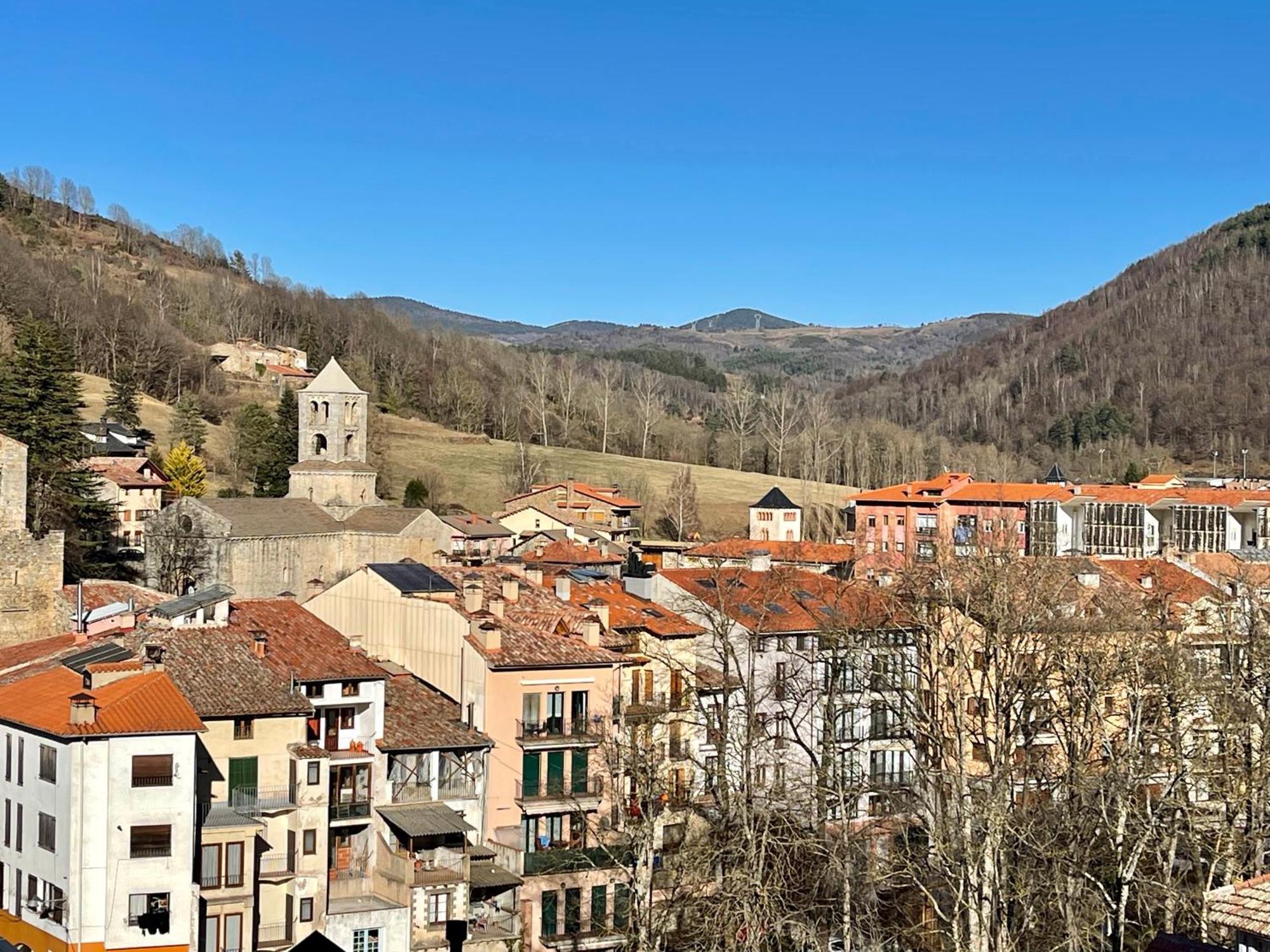 Apartamento Colgante Al Rio Con Vistas Al Puente Camprodon Exteriör bild