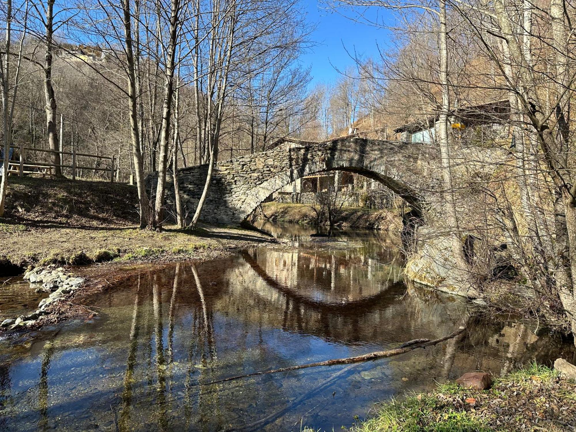 Apartamento Colgante Al Rio Con Vistas Al Puente Camprodon Exteriör bild